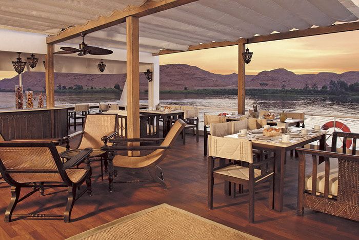 Restaurants, Bars & Cafés on Sanctuary Sun Boat III